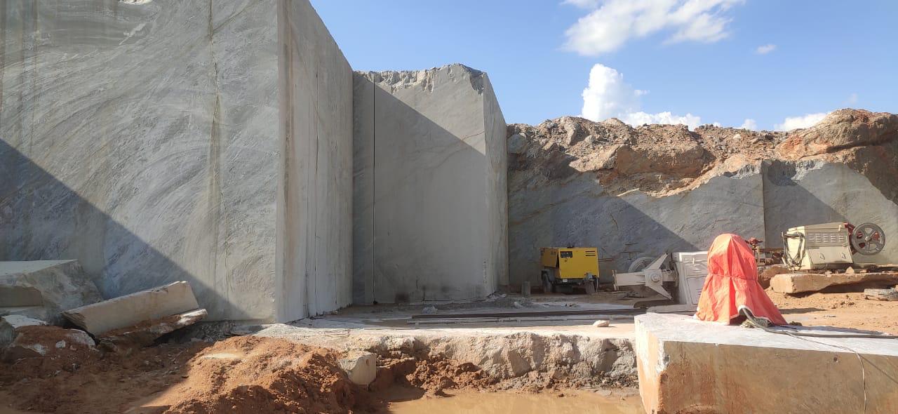 Kuroca Gold granite